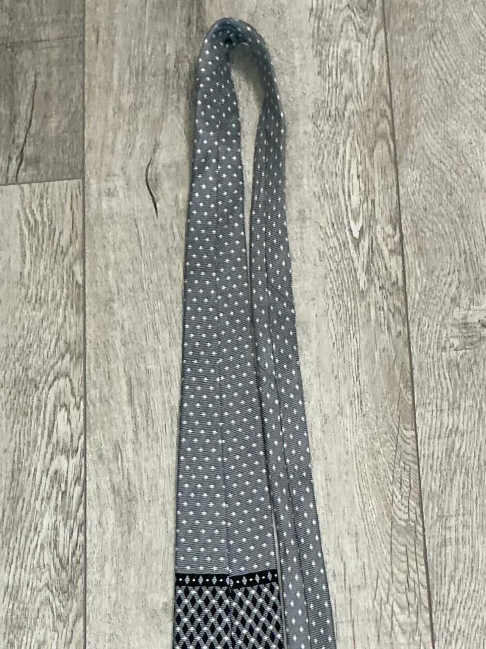 Gianni Versace Gray Black Geometric Silk Tie - Flawed